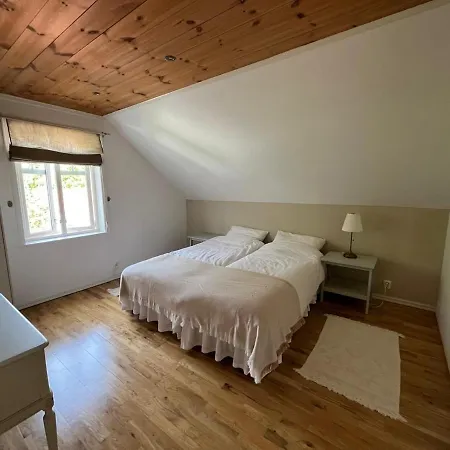 - Skjaerhalden, Storesand Apartment Hvaler