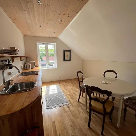 - Skjaerhalden, Storesand Apartman *