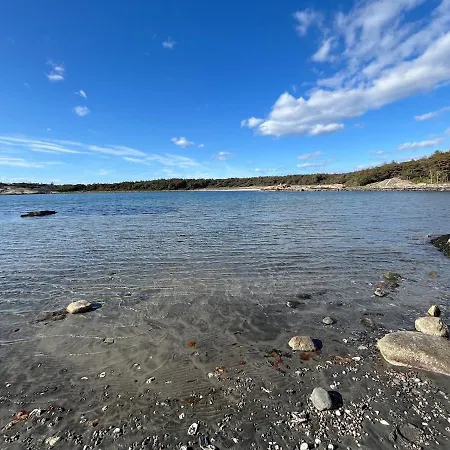 - Skjaerhalden, Storesand *